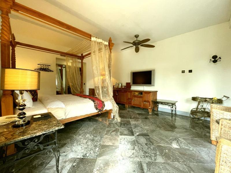 ננואן Swan Lake Villa Resort מראה חיצוני תמונה