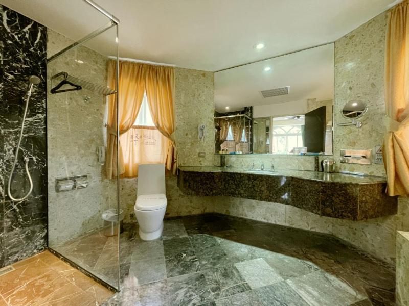 ננואן Swan Lake Villa Resort מראה חיצוני תמונה