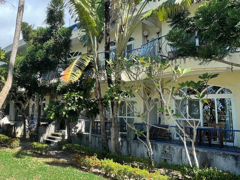 ננואן Swan Lake Villa Resort מראה חיצוני תמונה