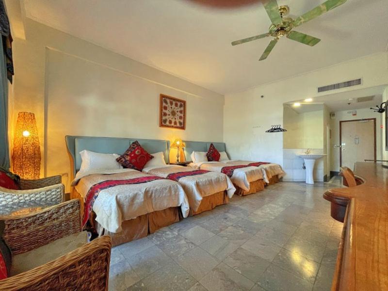 ננואן Swan Lake Villa Resort מראה חיצוני תמונה