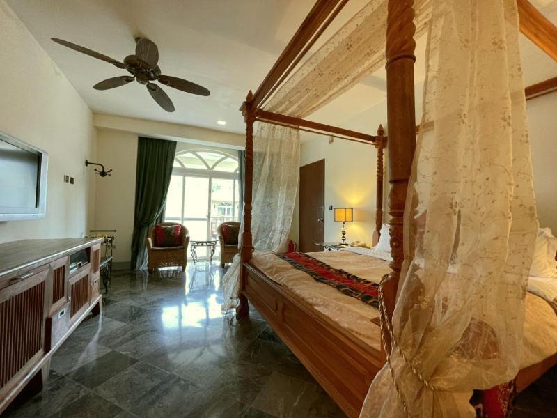 ננואן Swan Lake Villa Resort מראה חיצוני תמונה