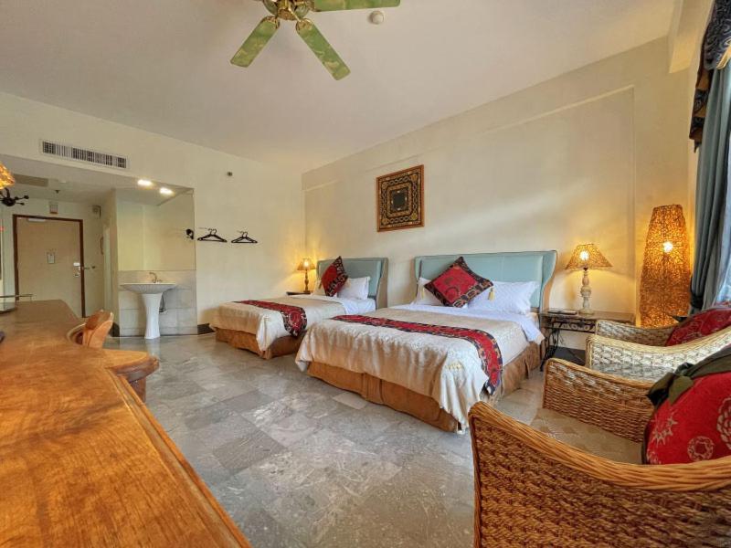 ננואן Swan Lake Villa Resort מראה חיצוני תמונה