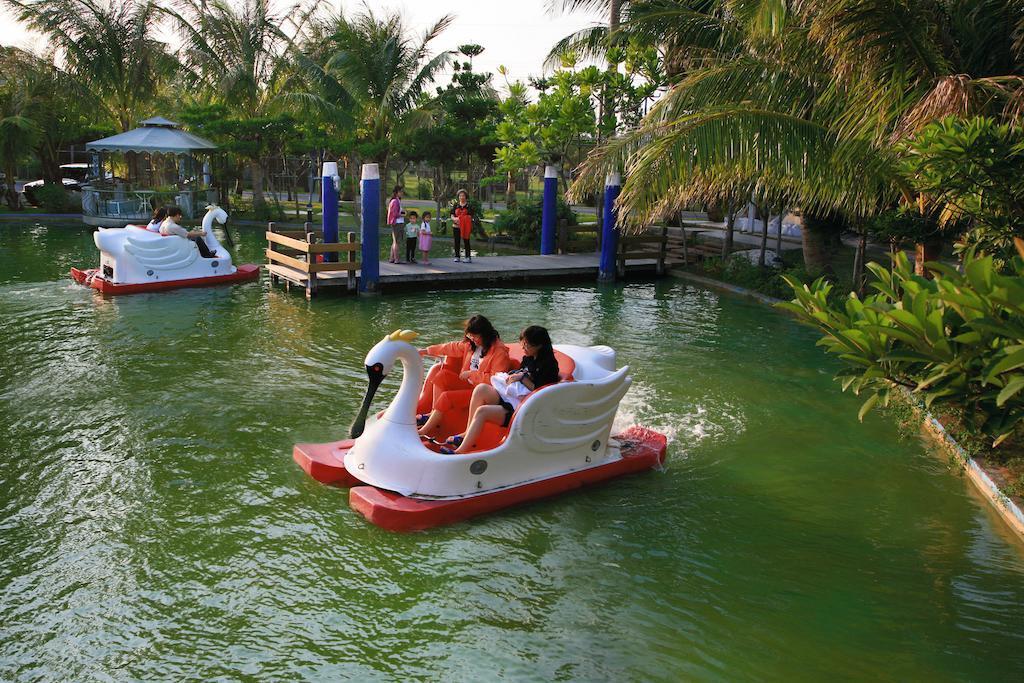 ננואן Swan Lake Villa Resort מראה חיצוני תמונה